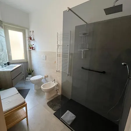 -100m Metro A- Balcony E Open Space