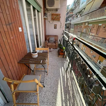 -100m Metro A- Balcony E Open Space Řím